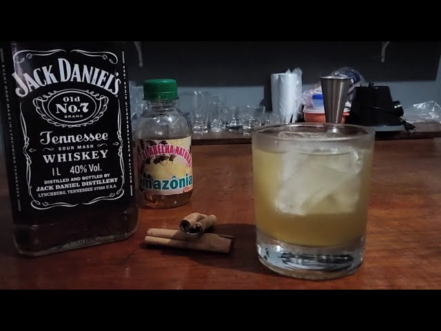 É ASSIM QUE EU GOSTO DE BEBER WHISKY BOURBON | DRINK COM JACK DANIELS RÁPIDO BARATO RECEITA FÁCIL