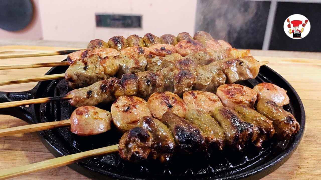 Espetinhos de Contrafilé Linguiça e Coração de Frango na Chapa